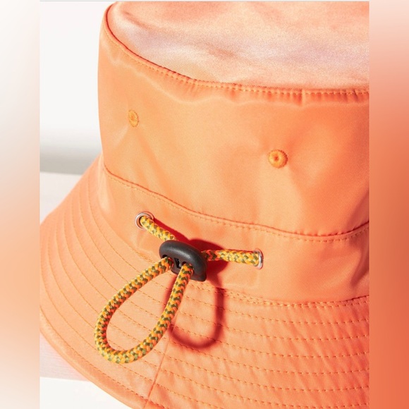 NWT Anthropologie bucket hat in coral.Still In package.One Size. - Picture 5 of 8